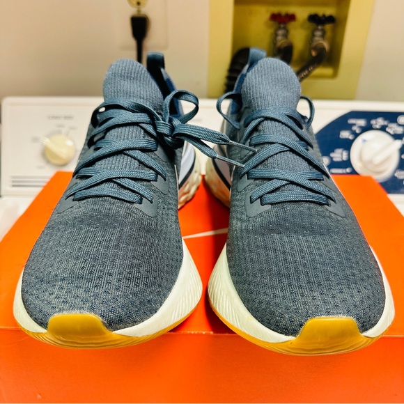 Nike React Infinity Run Flyknit - Picture 10 of 12